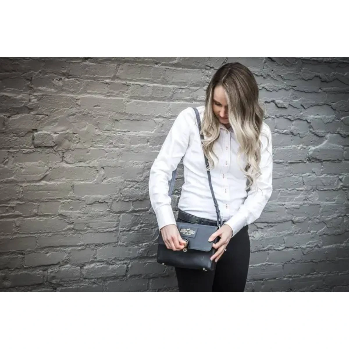 Oakbark & Chrome Shoulder Bag 5 Oakbark & Chrome Shoulder Bag - Image 3